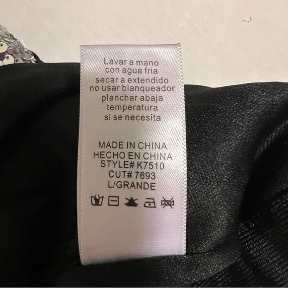 Silver Sequined 2 Piece Skirt Cropped Jacket - Picture 15 of 16